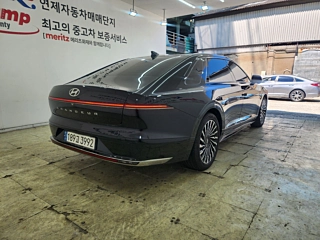 HYUNDAI GRANDEUR GN7 2022