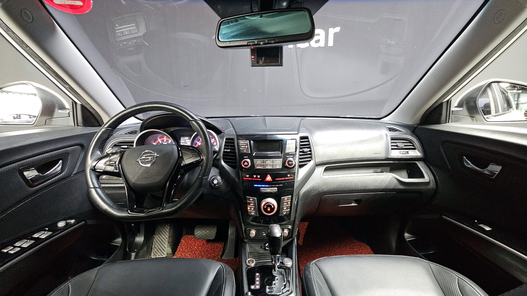 SSANGYONG TIVOLI 2017
