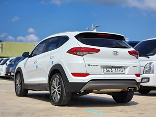 HYUNDAI TUCSON 2015