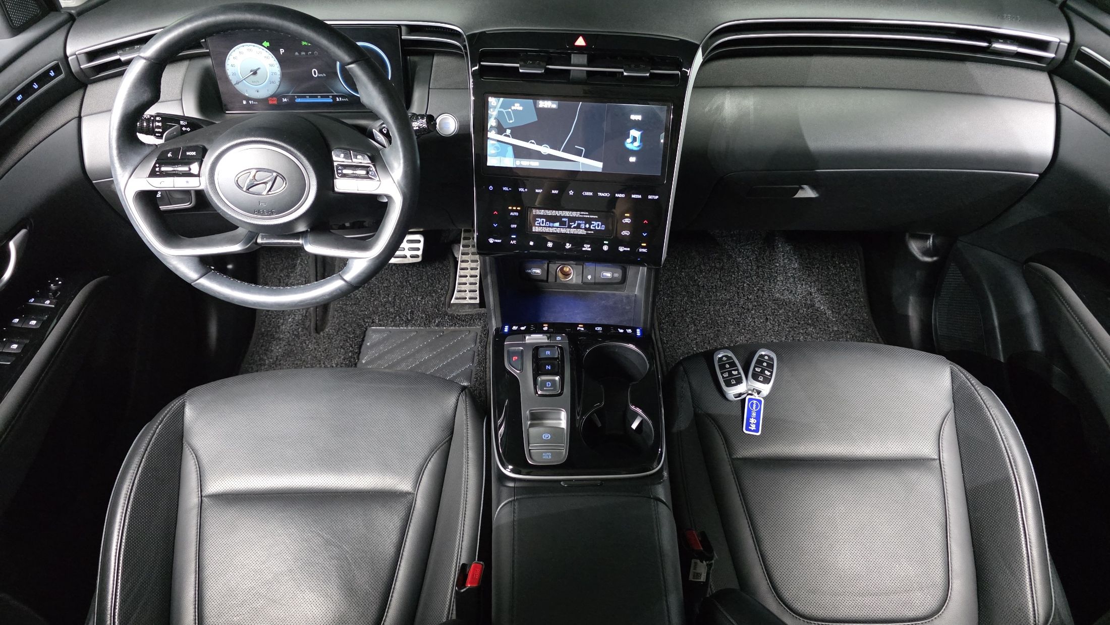HYUNDAI TUCSON NX4 2021