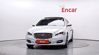 JAGUAR XJ 2015