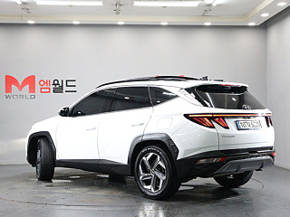 HYUNDAI TUCSON NX4 2021