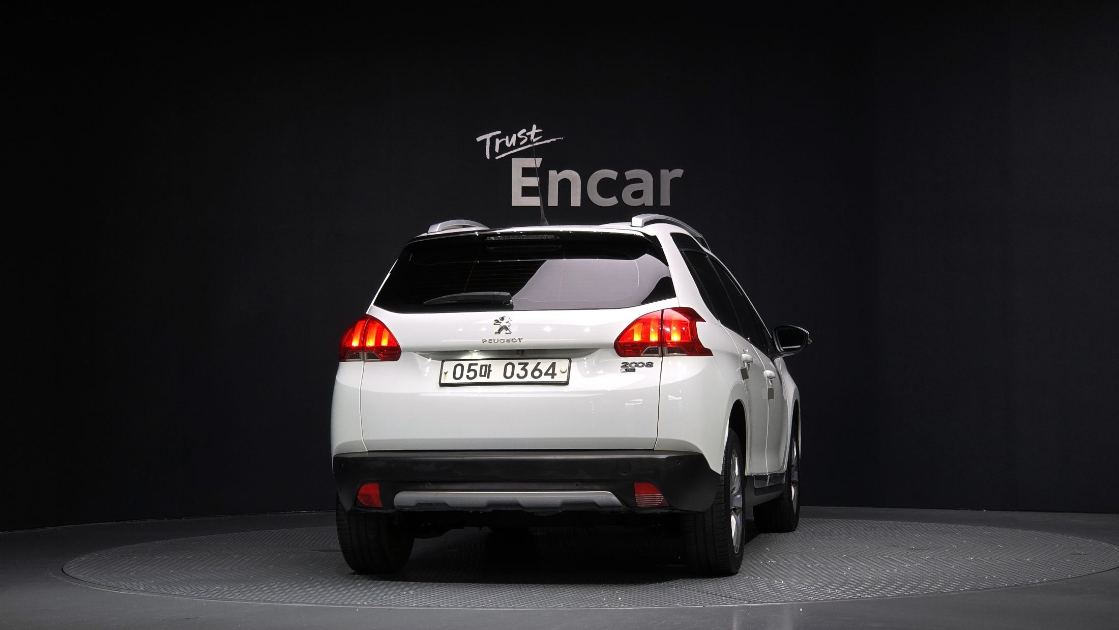 PEUGEOT 2008 2015