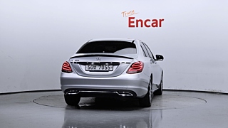 MERCEDES BENZ C-CLASS W205 2017