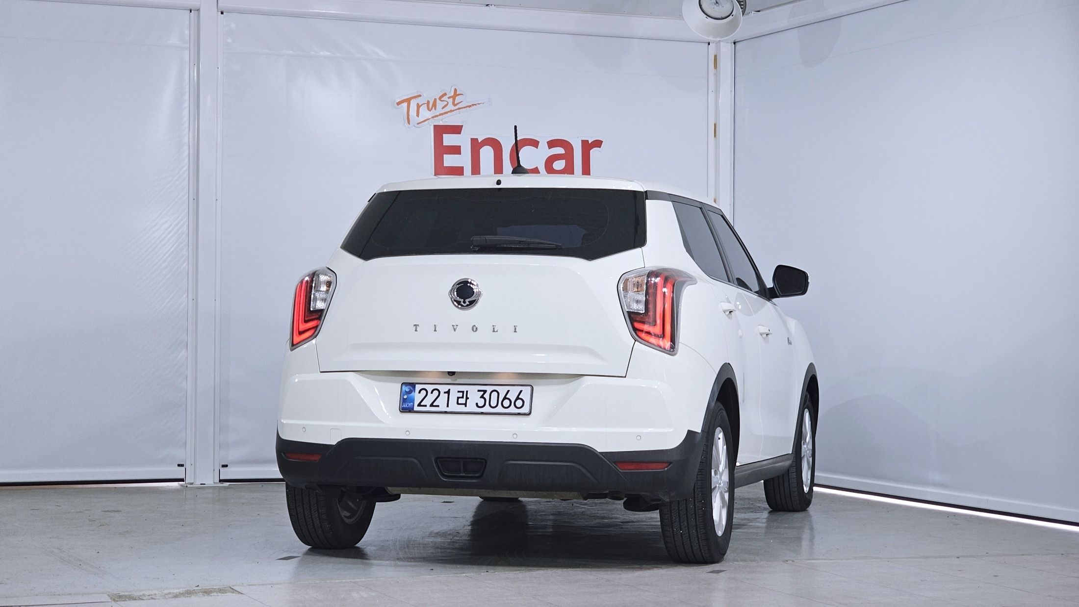 SSANGYONG TIVOLI VERY NEW 2020