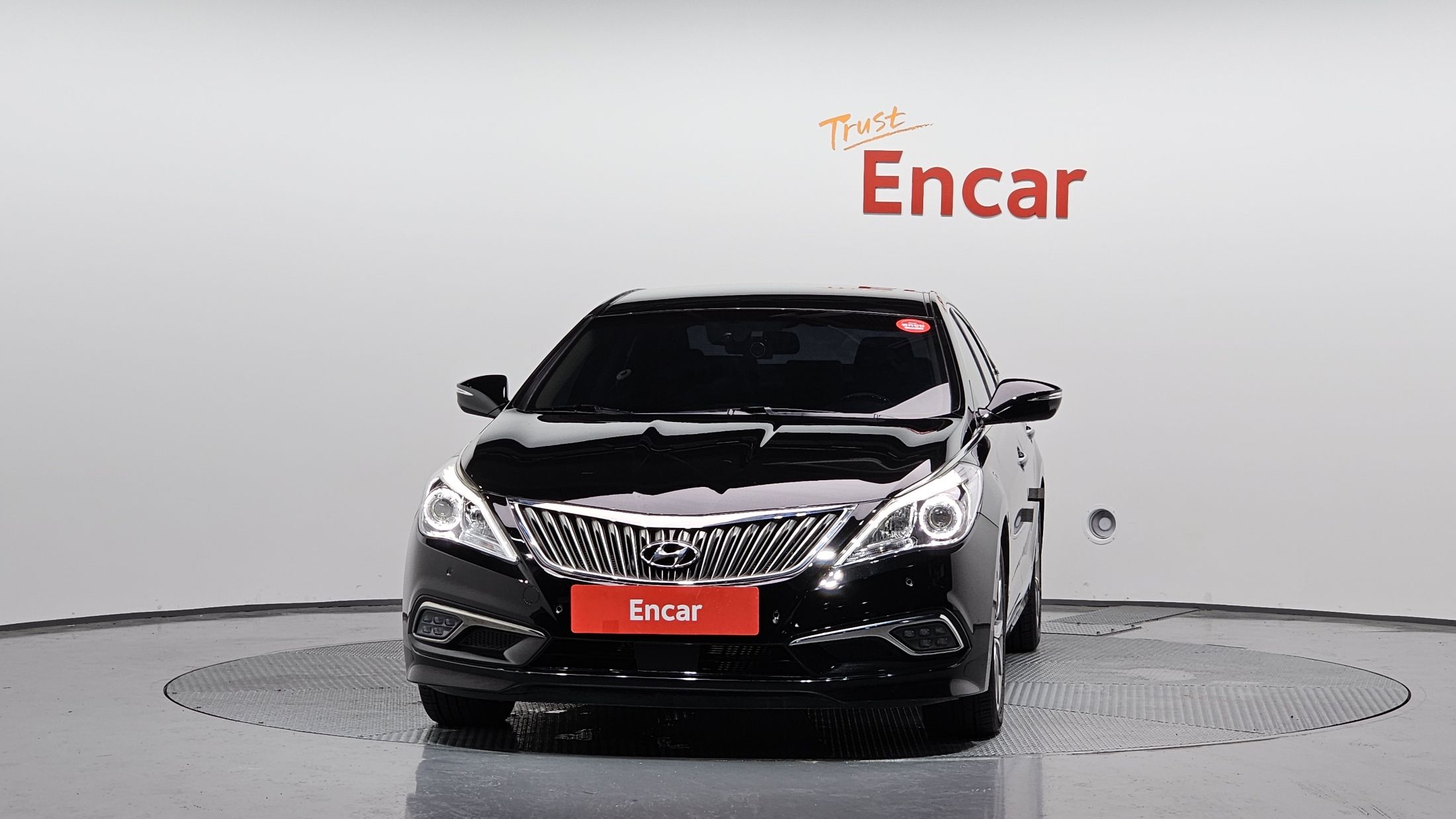 HYUNDAI GRANDEUR HG 2016