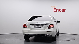 MERCEDES BENZ E-CLASS W213 2018