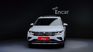 VOLKSWAGEN TIGUAN  2022