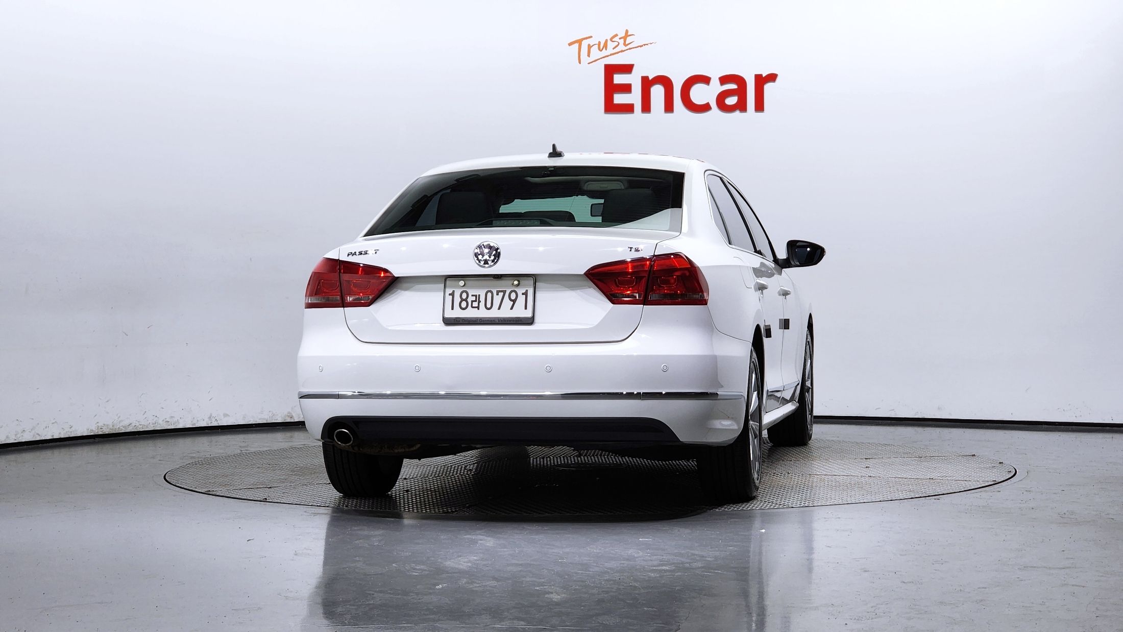 VOLKSWAGEN PASSAT 2015