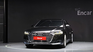 AUDI A8 D5 2021