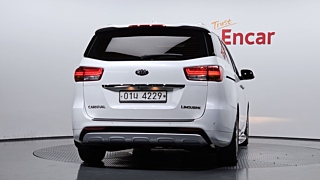 KIA CARNIVAL 2017
