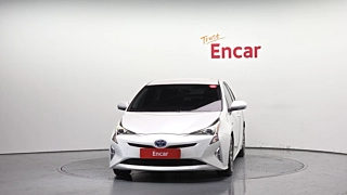 TOYOTA PRIUS  2018