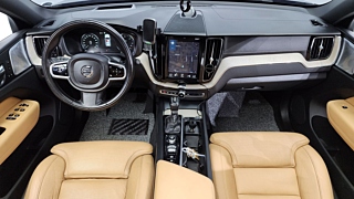 VOLVO XC60  2 GENERATION D5 Insignia 2018