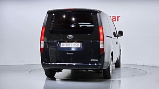 HYUNDAI STARIA 2022