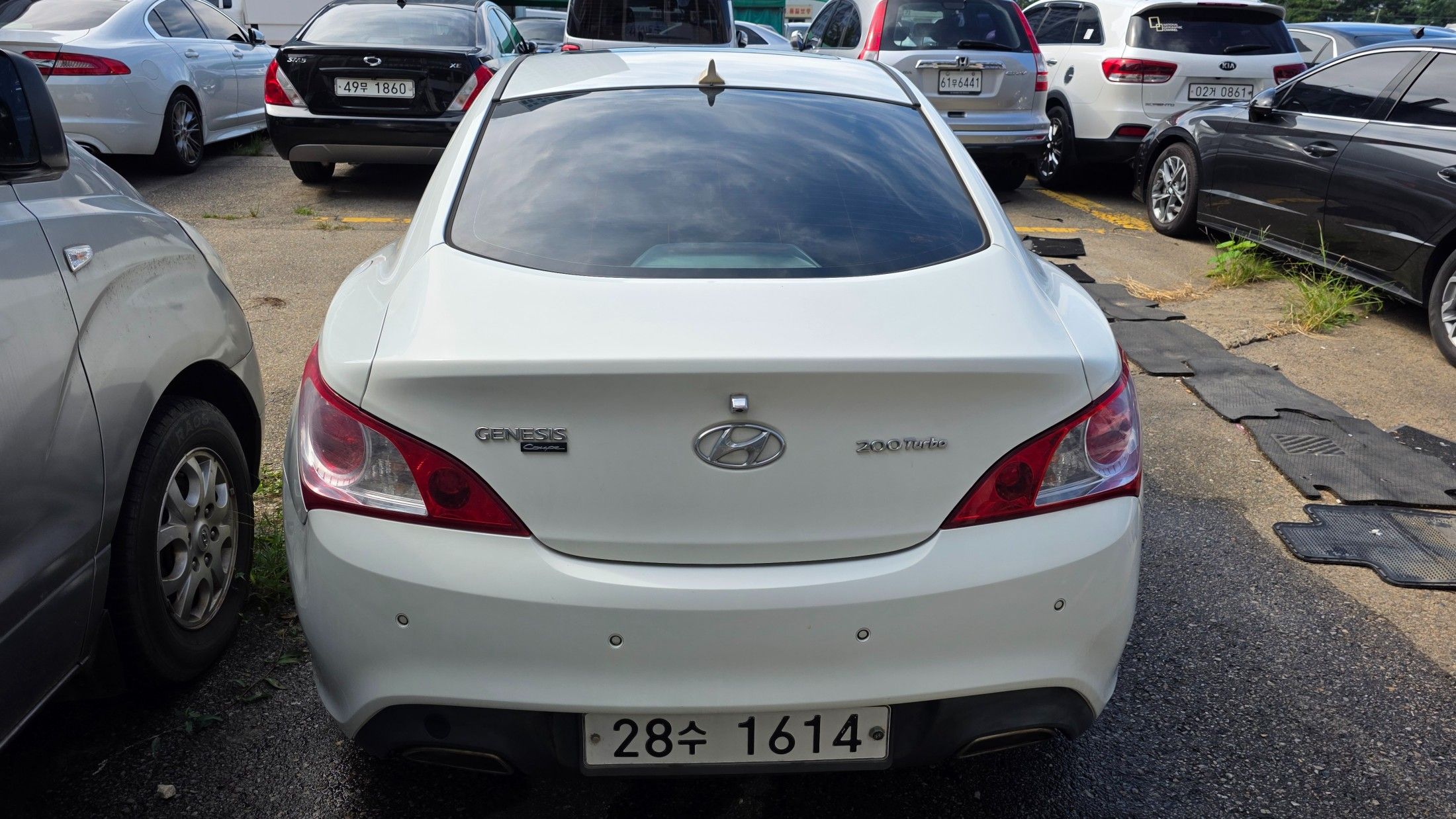 HYUNDAI GENESIS COUPE 2011