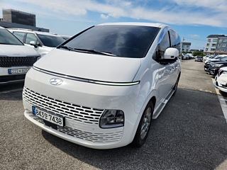 HYUNDAI STARIA 2023