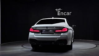BMW 5-SERIES G30 2023