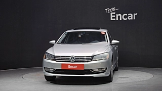 VOLKSWAGEN PASSAT 2015