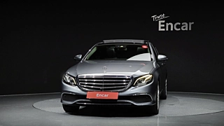 MERCEDES BENZ E-CLASS W213 2016