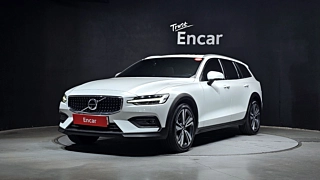 VOLVO V60 CROSS COUNTRY  2 GENERATION T5 Pro AWD 2019