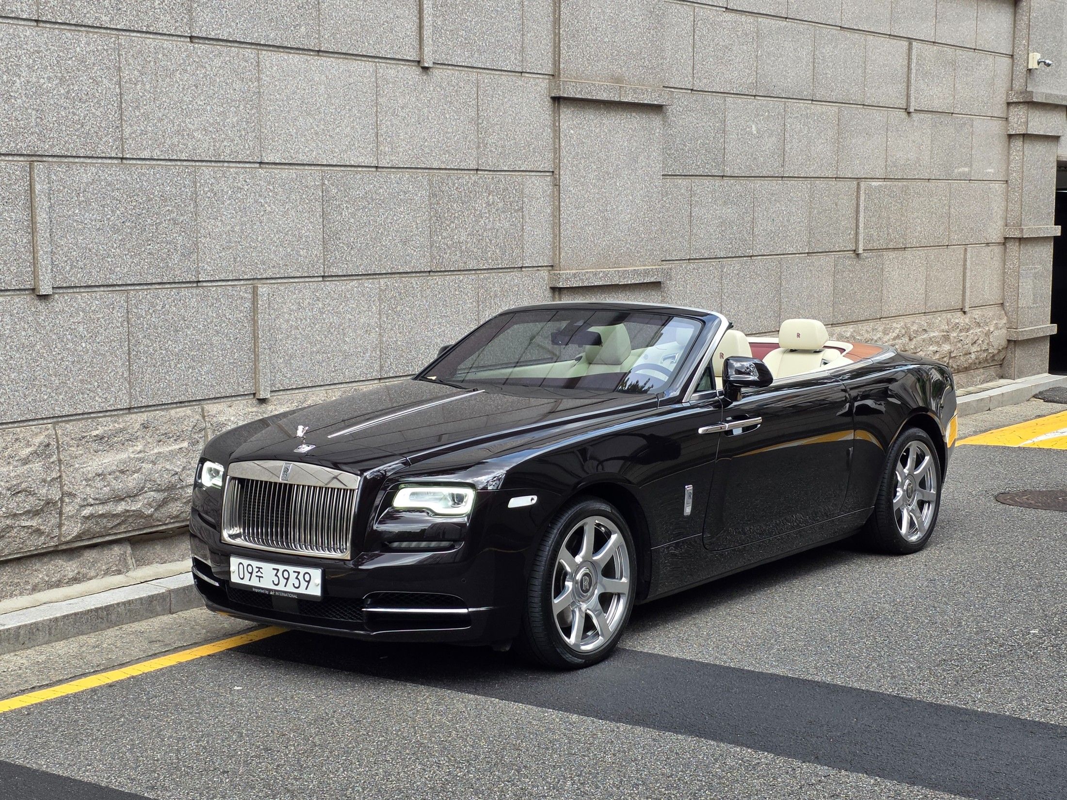 ROLLS ROYCE DAWN 2017