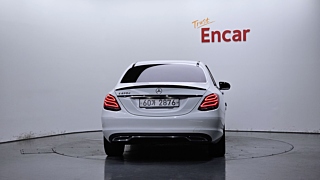 MERCEDES BENZ C-CLASS W205 2018