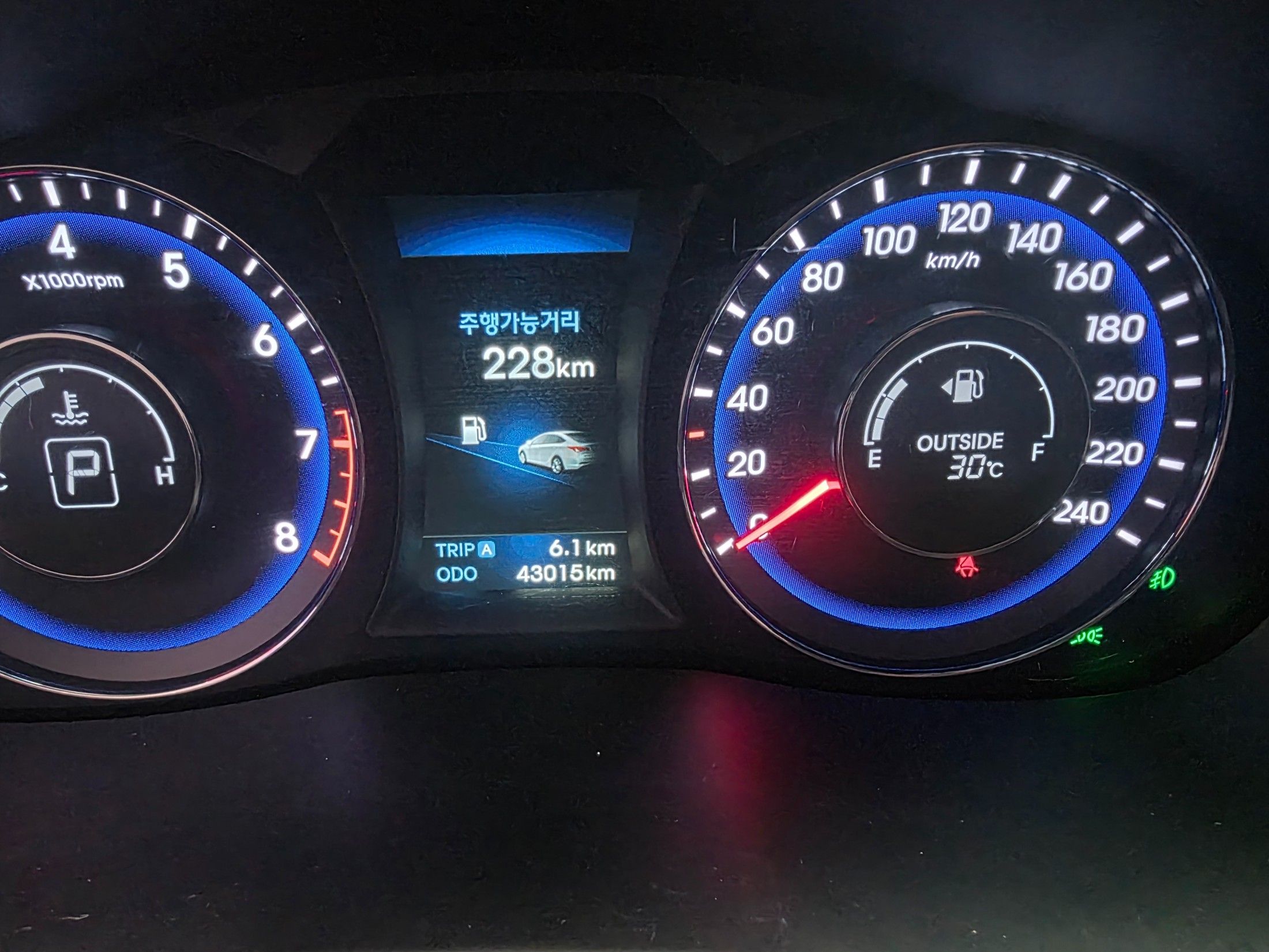 HYUNDAI I40 SALOON 2014