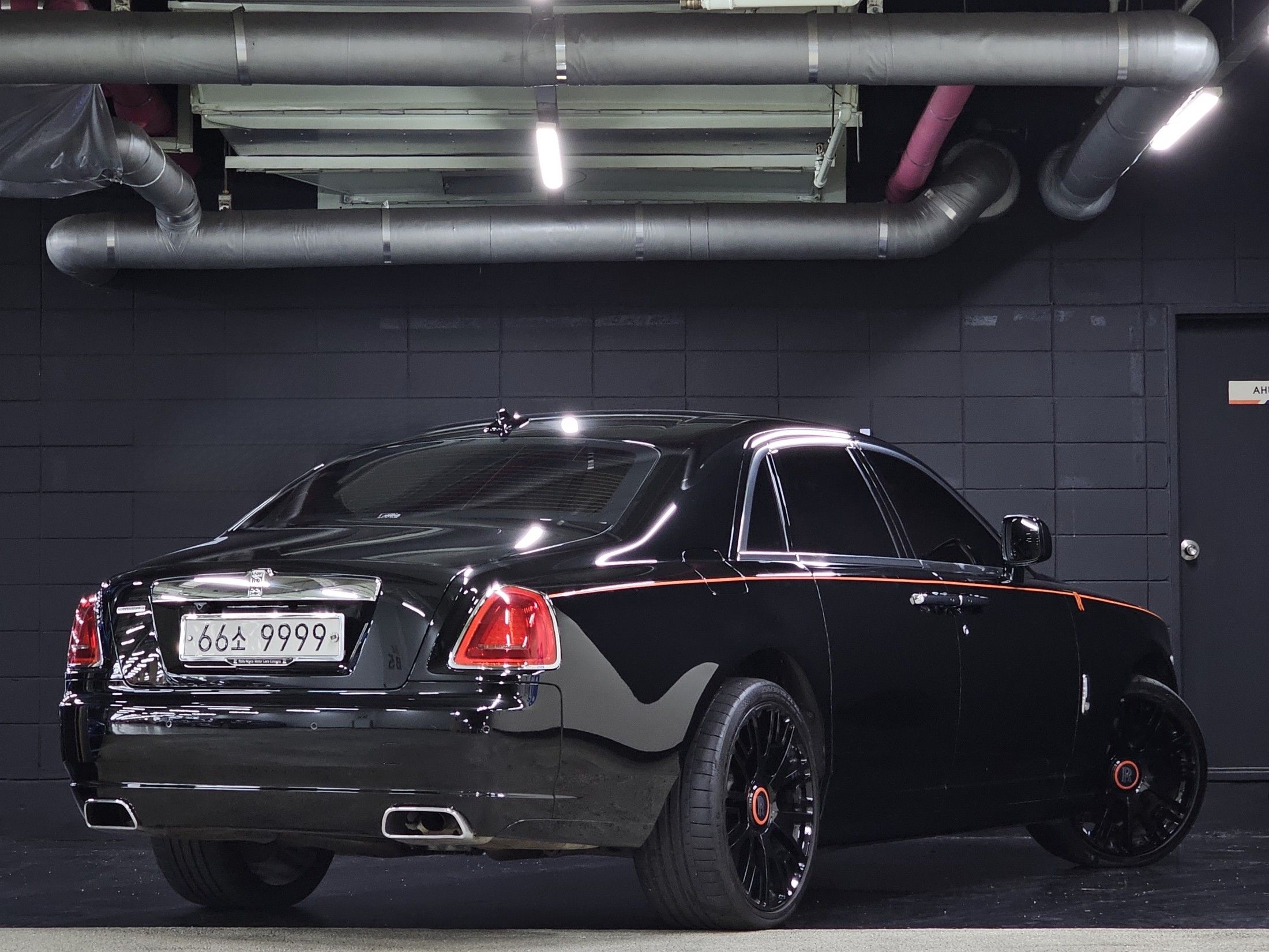 ROLLS ROYCE GHOST 2011