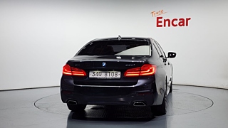 BMW 5-SERIES G30 2017