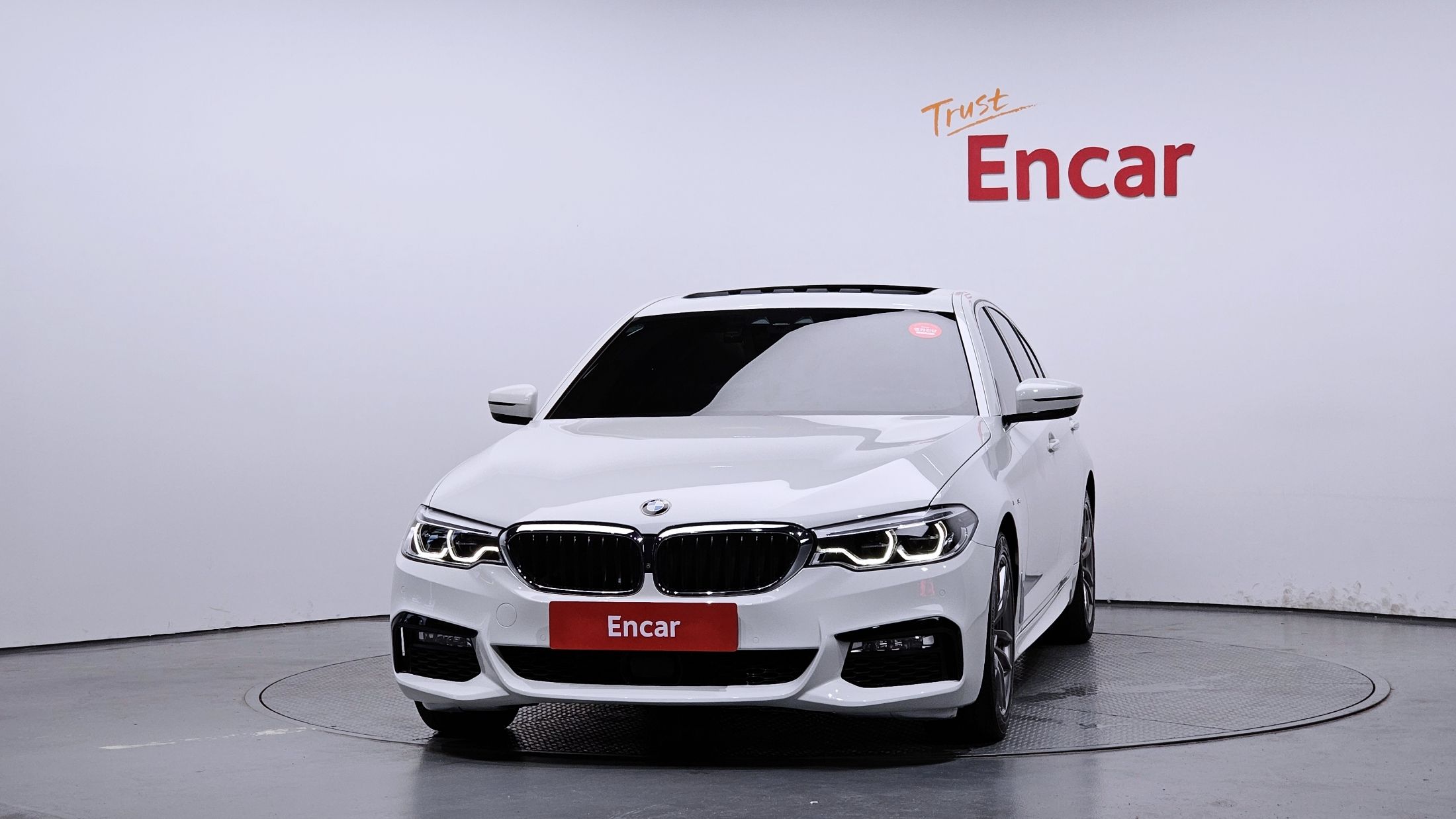 BMW 5-SERIES G30 2018