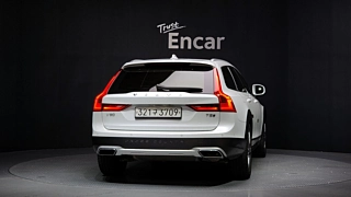 VOLVO V90 CROSS COUNTRY 2020