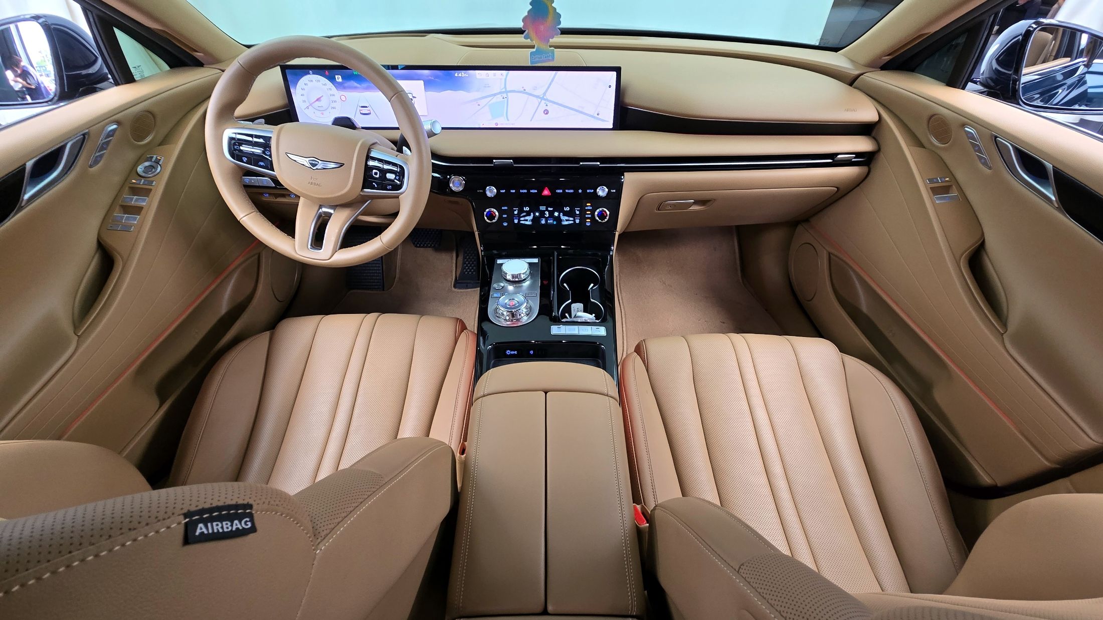 GENESIS G80 RG3 2024