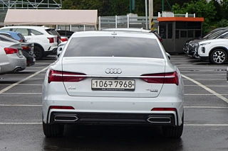 AUDI A6 C8 2022