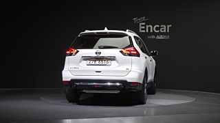 NISSAN X-TRAIL 2018