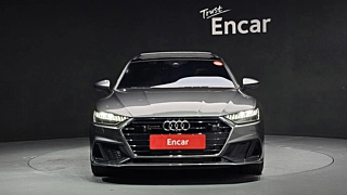 AUDI A7 4K 2021
