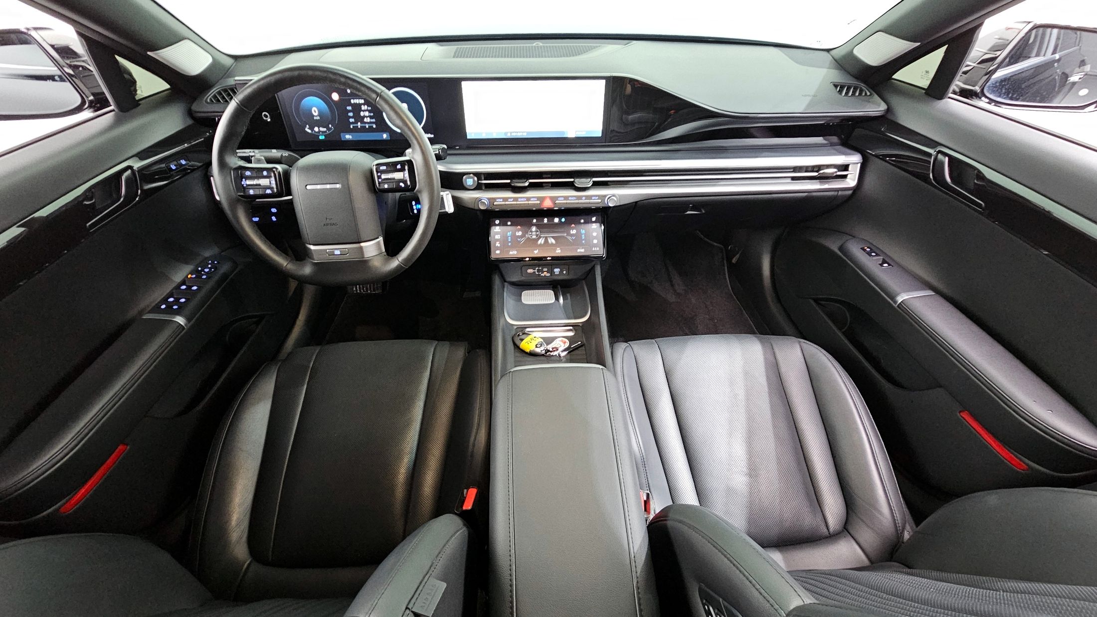HYUNDAI GRANDEUR GN7 2023