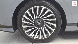 HYUNDAI GRANDEUR GN7 2023