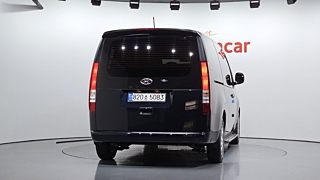 HYUNDAI STARIA 2023
