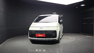 HYUNDAI STARIA  2025