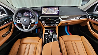 BMW 5-SERIES G30 2020