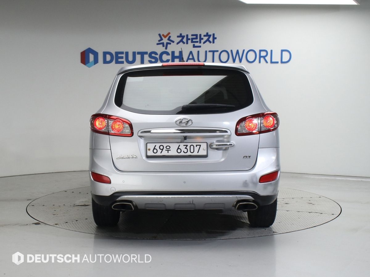 HYUNDAI SANTAFE CM 2011