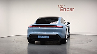 PORSCHE TAYCAN   2022