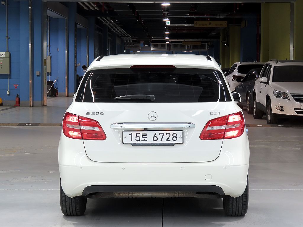 MERCEDES BENZ B-CLASS W246 2013