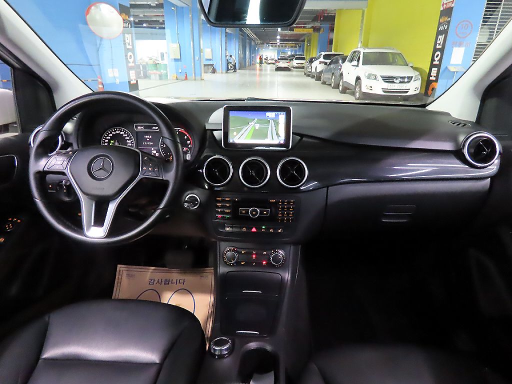 MERCEDES BENZ B-CLASS W246 2013