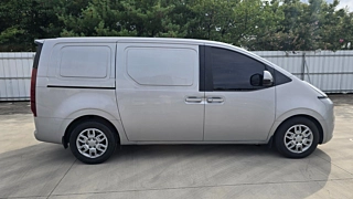 HYUNDAI STARIA  2021