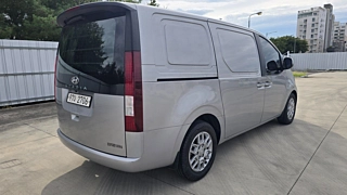 HYUNDAI STARIA  Cargo 3 Seater 2021