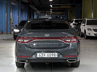 HYUNDAI GRANDEUR IG HYBRID 2017