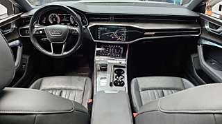 AUDI A7 4K 2020