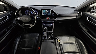 HYUNDAI GRANDEUR IG 2017