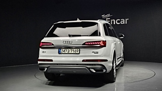 AUDI Q7 4M 2022